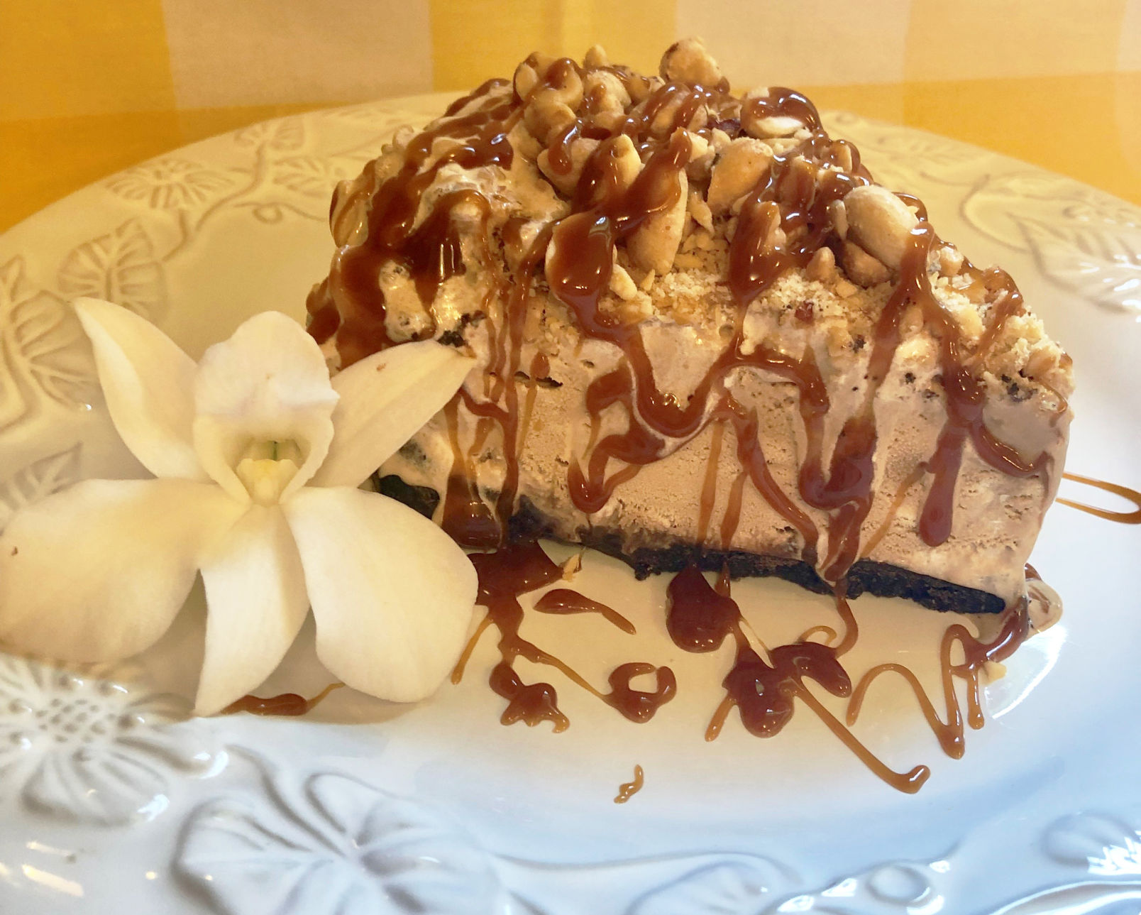 Caramel Mocha Ice Cream Pie